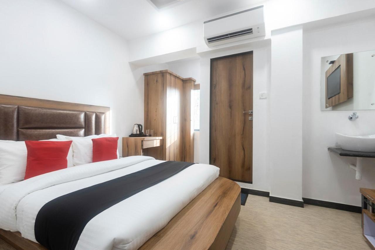 Capital O 68823 Baba'S Residency Hotel Mumbai Exterior photo